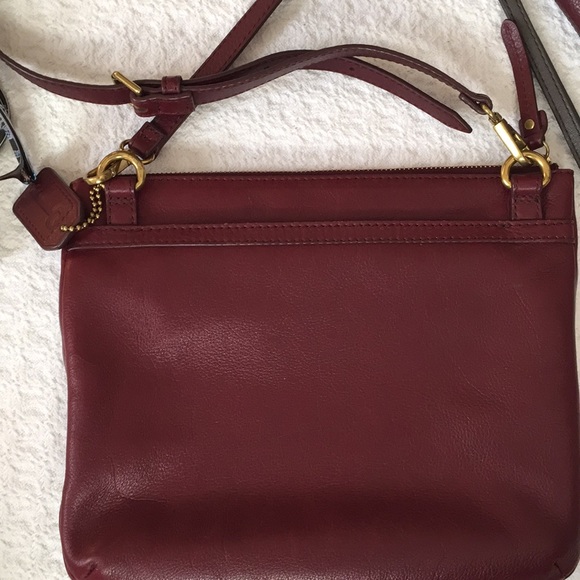Host Pick Fossil Crossbody & Wallet - Picture 5 of 8